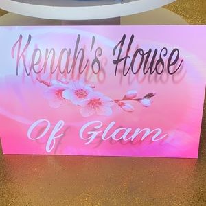 Meet your Posher, April